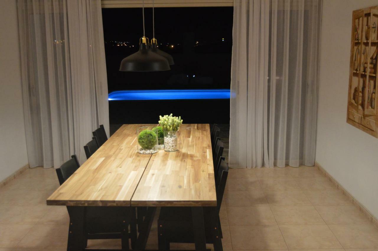 Eco Villa White Suite With Climatized Pool كاليتا ذي فوستي المظهر الخارجي الصورة