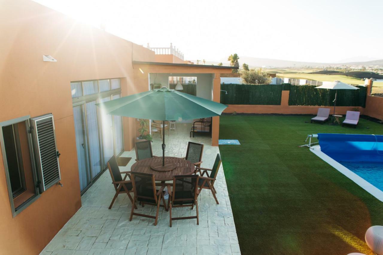 Eco Villa White Suite With Climatized Pool كاليتا ذي فوستي المظهر الخارجي الصورة