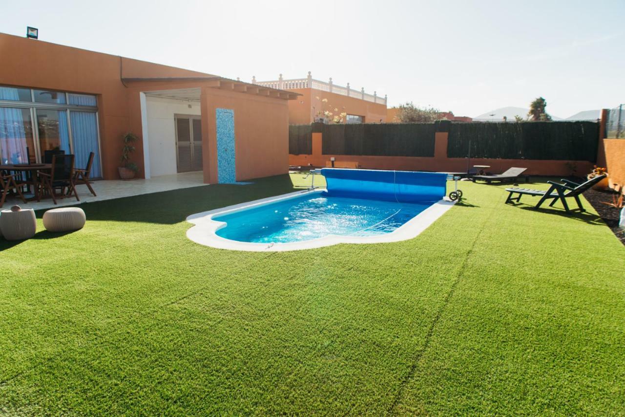 Eco Villa White Suite With Climatized Pool كاليتا ذي فوستي المظهر الخارجي الصورة